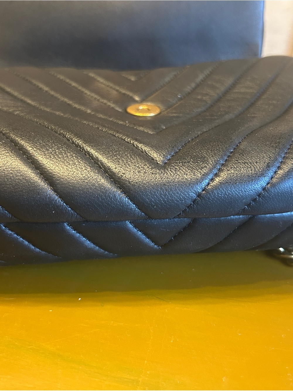 Quince Black Quilted convertible Crossbody Bag with Gold Chain - Picture 8 of 14